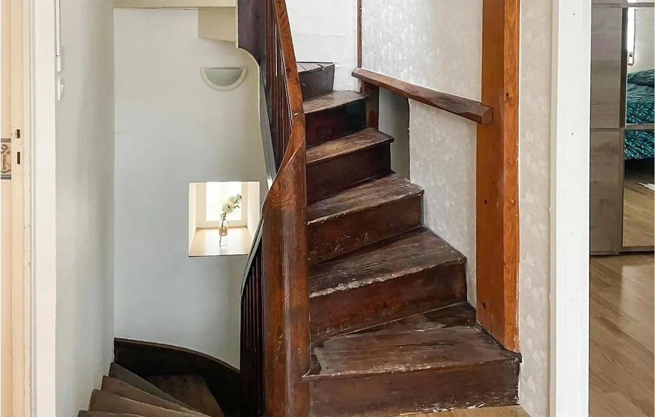 Nice Home In Plouha With Wifi